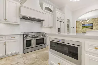 98 W Ambassador Bend, The Woodlands, TX 77382 - Photo 11