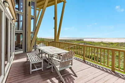 21127 W Sand Hill Drive, Galveston, TX 77554 - Photo 17