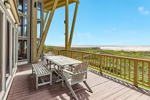 21127 W Sand Hill Dr, Galveston, TX 77554 - Photo 17