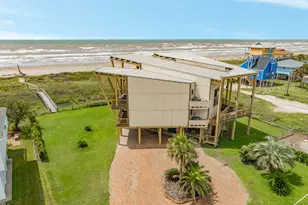 21127 W Sand Hill Dr, Galveston, TX 77554 - Photo 5