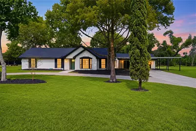 805 Redberry Hill Road, Baytown, TX 77521 - Photo 1
