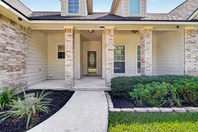 5202 Timber Ridge Street, Baytown, TX 77521 - Photo 3