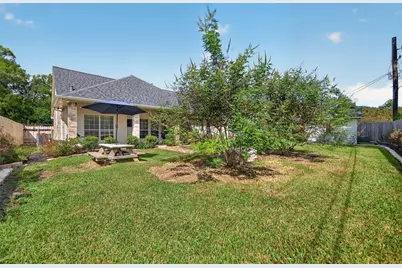 5202 Timber Ridge Street, Baytown, TX 77521 - Photo 39
