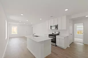 945 Sutherland Fls St, Conroe, TX 77303 - Photo 5