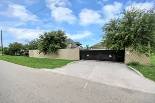 1202 Niagara St, Houston, TX 77051 - Photo 47