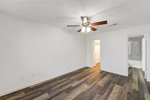 839 Wax Myrtle Ln, Houston, TX 77079 - Photo 17