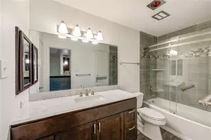 839 Wax Myrtle Ln, Houston, TX 77079 - Photo 13