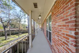 839 Wax Myrtle Ln, Houston, TX 77079 - Photo 3