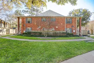 839 Wax Myrtle Ln, Houston, TX 77079 - Photo 25