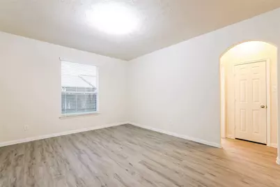 12362 Maura Lane, Houston, TX 77044 - Photo 7