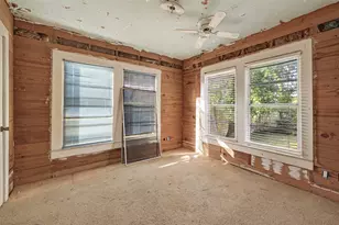 415 Pearl St, Baytown, TX 77520 - Photo 25