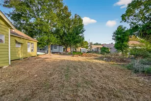 415 Pearl St, Baytown, TX 77520 - Photo 33