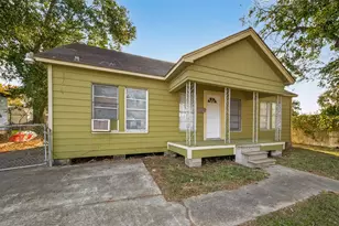 415 Pearl St, Baytown, TX 77520 - Photo 5