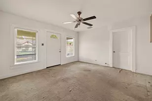 415 Pearl St, Baytown, TX 77520 - Photo 9