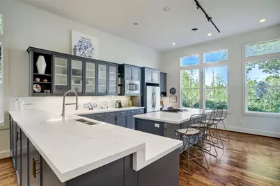 513 E 11th Street, Houston, TX 77008 - Photo 17