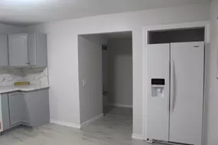 206 N Orange St, Sweeny, TX 77480 - Photo 5