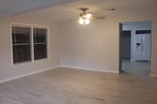 206 N Orange St, Sweeny, TX 77480 - Photo 7