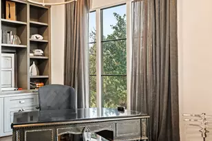 8307 Maple Ct, Bellaire, TX 77401 - Photo 3