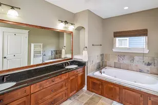 1411 W 22nd St, Houston, TX 77008 - Photo 13