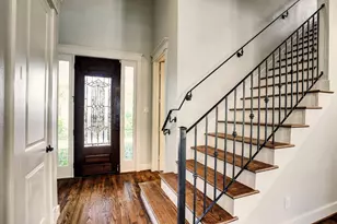 1411 W 22nd St, Houston, TX 77008 - Photo 3