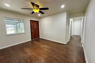 9434 Fairland Dr, Houston, TX 77051 - Photo 3