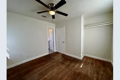 9434 Fairland Drive, Houston, TX 77051 - Photo 7
