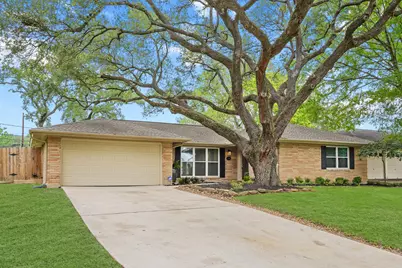 5242 Sanford Road, Houston, TX 77035 - Photo 1