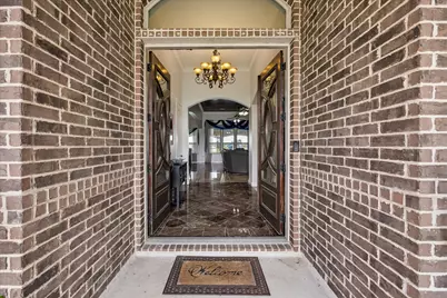 527 Lily Lane, Rosharon, TX 77583 - Photo 5