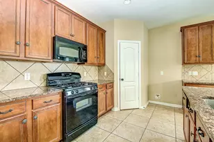 27014 Henson Falls Dr, Katy, TX 77494 - Photo 17