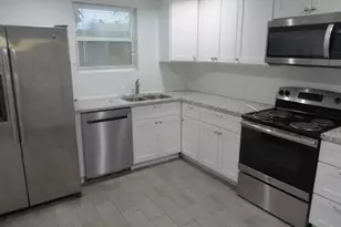 5918 Avenue R, Galveston, TX 77551 - Photo 9