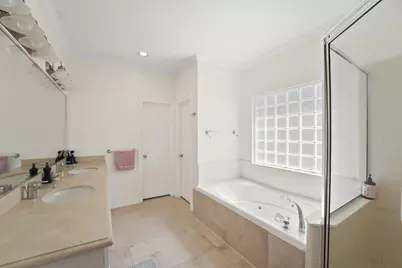 4127 Amherst Street, West University Place, TX 77005 - Photo 23