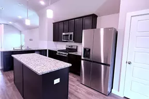 32035 Brilliant Sun Ct, Fulshear, TX 77441 - Photo 3