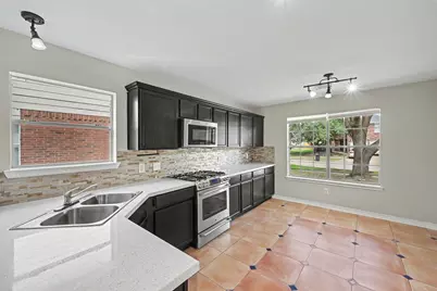 3215 Lantern Bay Lane, Katy, TX 77449 - Photo 9
