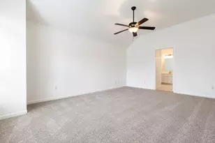 1802 Oak Lodge Dr, Pearland, TX 77581 - Photo 11
