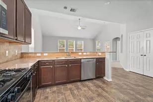 23502 Breckenridge Dale Ln, Spring, TX 77373 - Photo 9