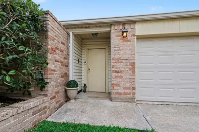 8327 Spring Wind Drive, Houston, TX 77040 - Photo 3