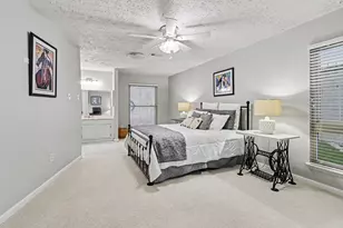 8327 Spring Wind Dr, Houston, TX 77040 - Photo 13