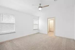 12733 Ermine St, Houston, TX 77047 - Photo 7
