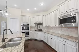 31406 Postwood Oaks Ct, Spring, TX 77386 - Photo 17