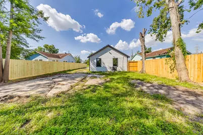 1106 11th Street, Galena Park, TX 77547 - Photo 11