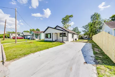 1106 11th Street, Galena Park, TX 77547 - Photo 3