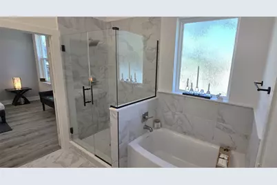 4922 Hoover Street #D, Houston, TX 77092 - Photo 11