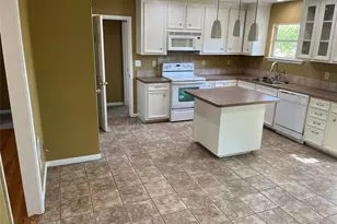 313 Mackeral St, Galveston, TX 77550 - Photo 3