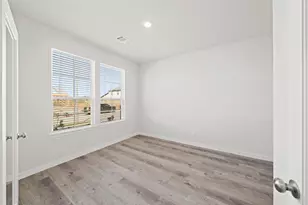 17218 White Peace Dr, Waller, TX 77484 - Photo 5