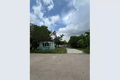 11049 Ell Road, Houston, TX 77093 - Photo 1