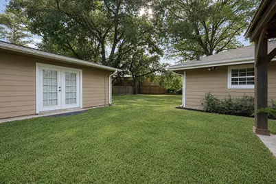 9402 Crispin Lane, Houston, TX 77080 - Photo 39