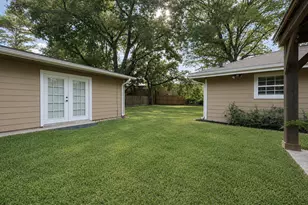 9402 Crispin Ln, Houston, TX 77080 - Photo 39