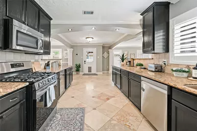 9402 Crispin Lane, Houston, TX 77080 - Photo 13