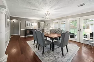 9402 Crispin Ln, Houston, TX 77080 - Photo 5