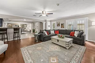 9402 Crispin Ln, Houston, TX 77080 - Photo 17
